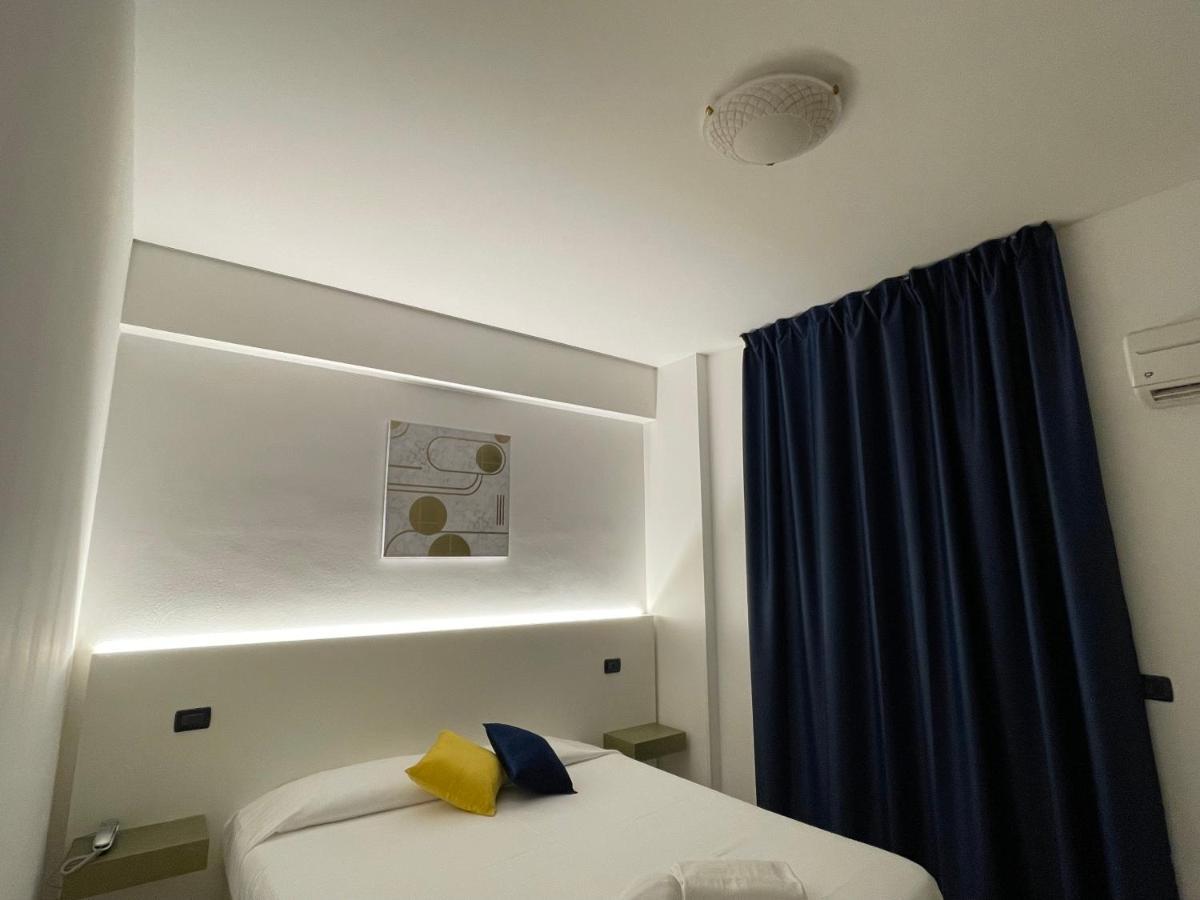 Hotel Oasi Park 3*