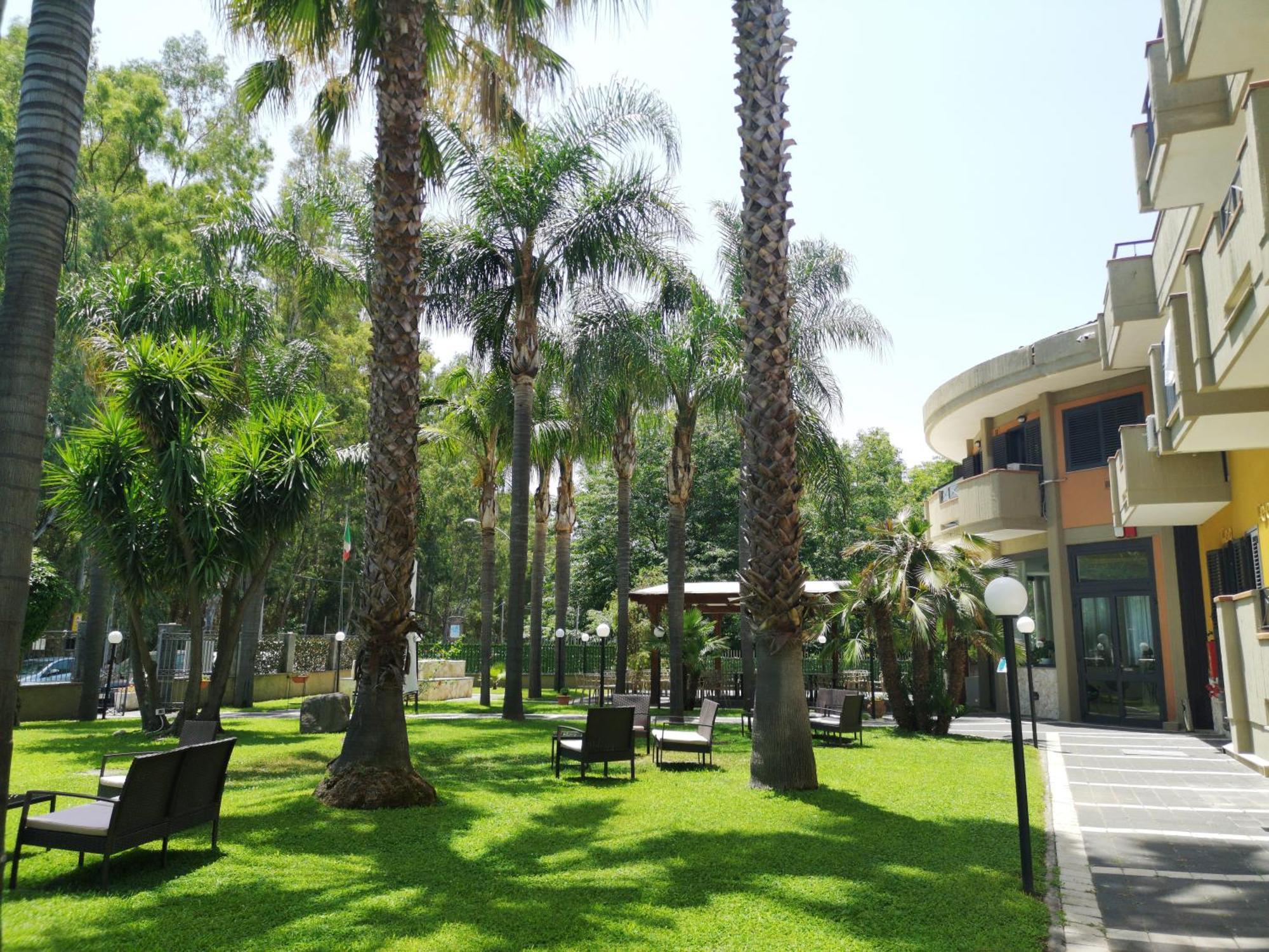 Hotel Oasi Park Mascali