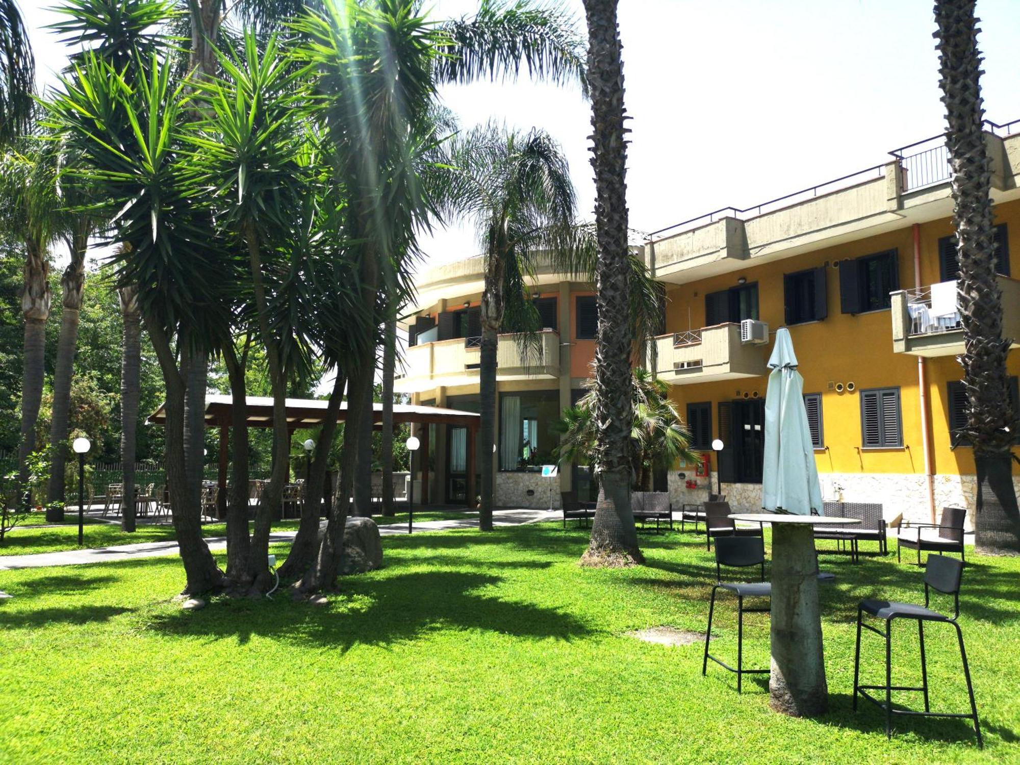Hotel Oasi Park Mascali